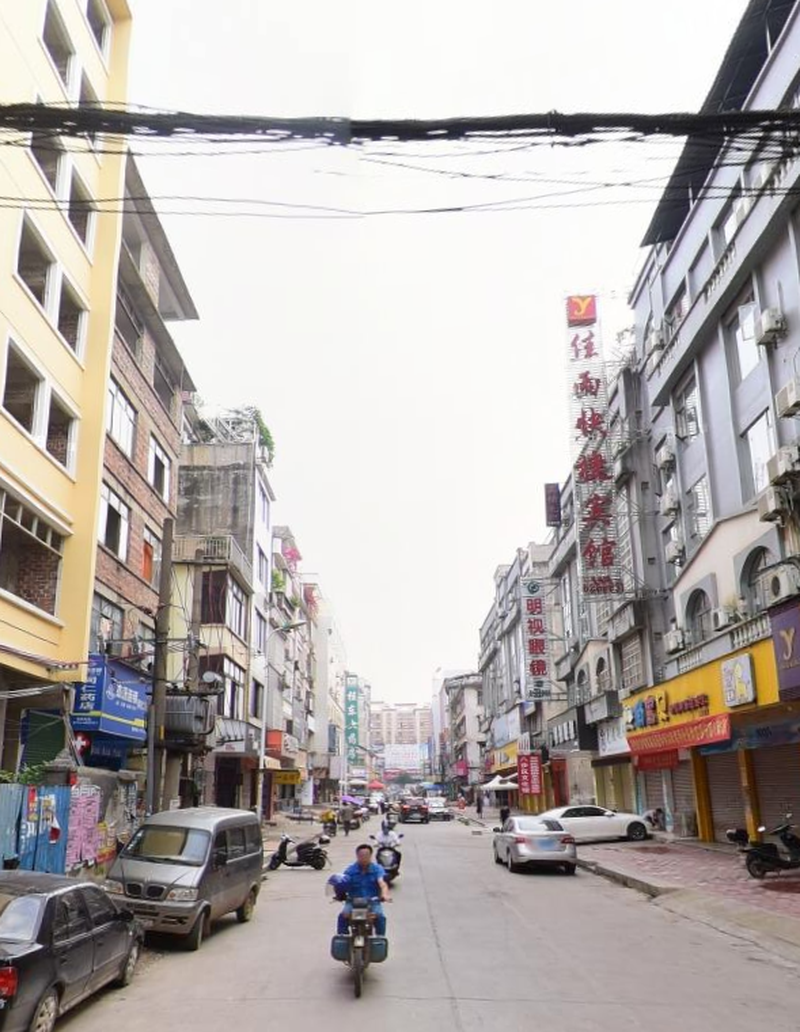 人民路改造前照片.png
