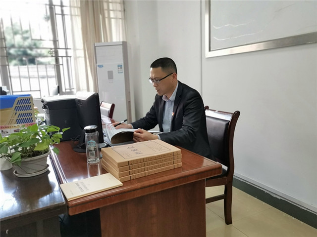 莫祖杰_副本1.jpg